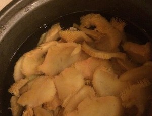 猴头菇养胃汤的做法 步骤6
